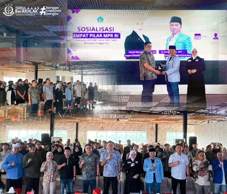 Sosialisasi Empat Pilar Kebangsaan dan Parade Gagasan Pemuda Jawa Barat yang diselenggarakan di Rooftop Gedung DPRD Provinsi Jawa Barat