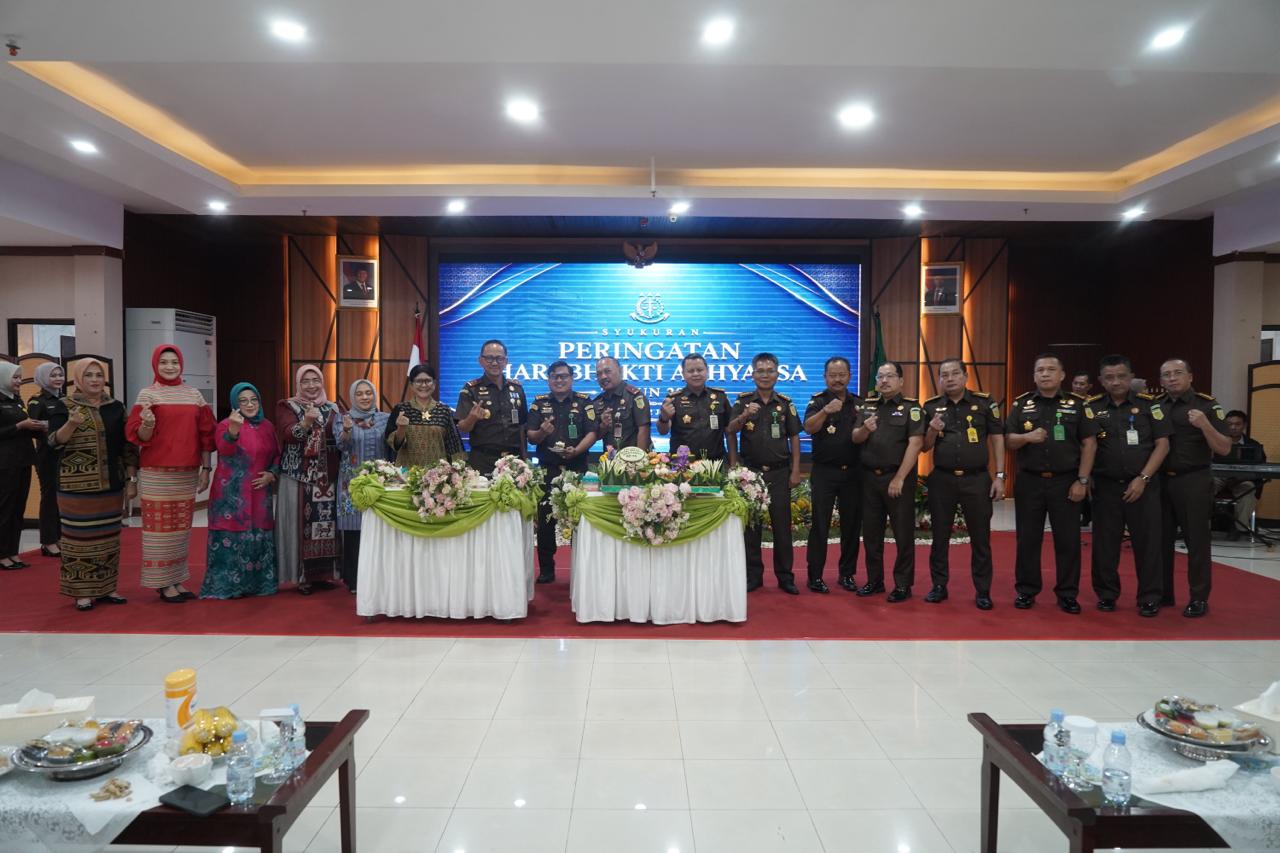 Ikuti Syukuran HBA ke-66 Kajati Sulsel Sila Pulungan Siap Laksanakan Penegasan Jaksa Agung Kawal Kepercayaan Publik