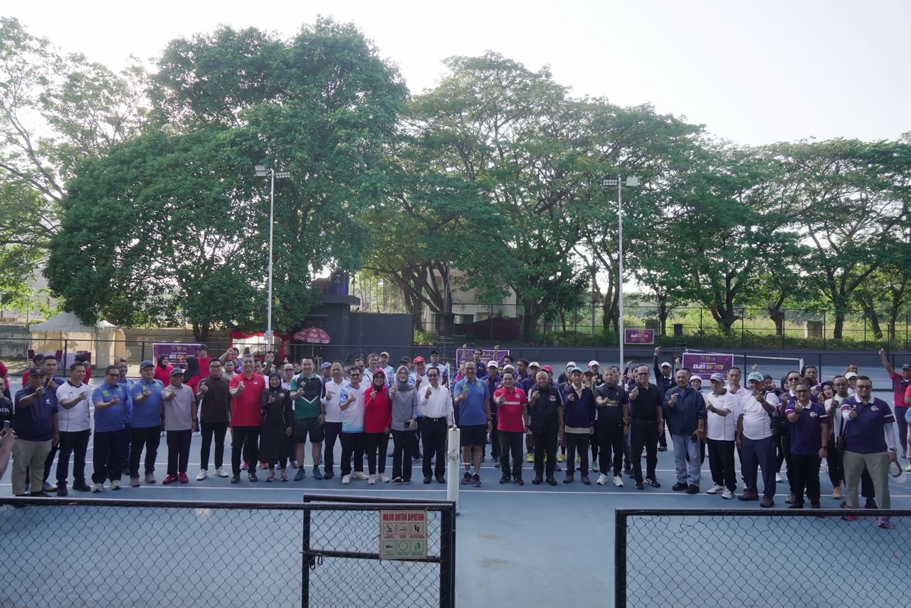 Semarak HBA ke-66 Kejati Sulsel Gelar Turnamen Tenis Kajati Cup 2026 Ajang Pererat Sinergi Lintas Instansi