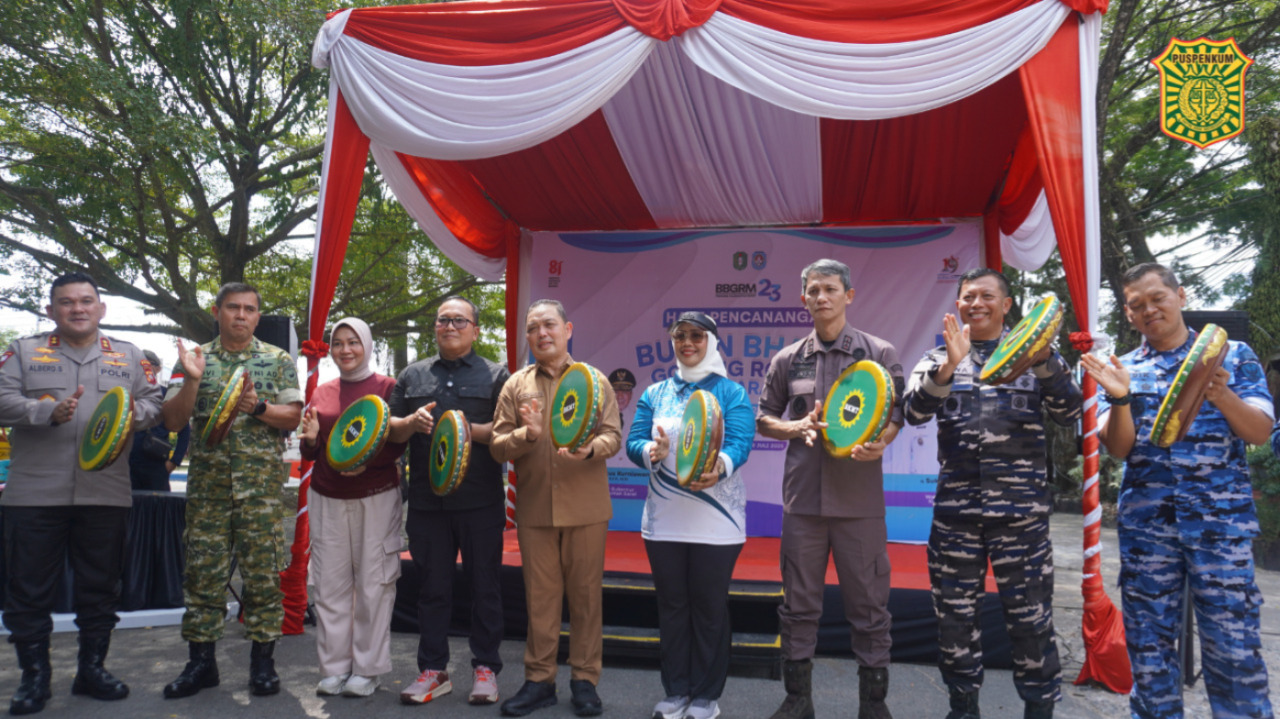 Kajati Kalbar Hadiri Pencanangan BBGRM XXIII HKG PKK ke 54 dan Harganas ke 33 Tingkat Provinsi Kalimantan Barat Tahun 2026