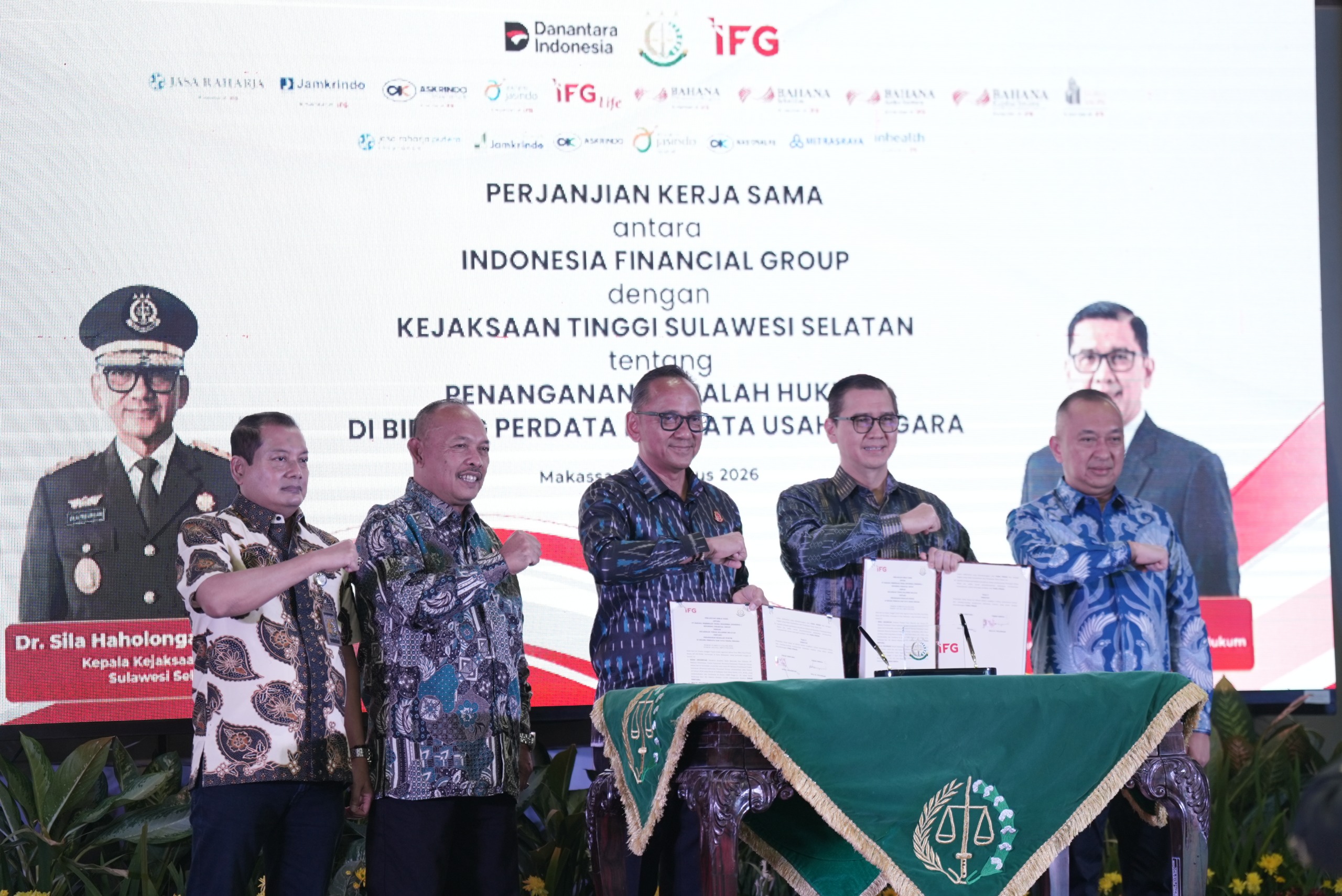 Sinergi Penguatan Tata Kelola Kejati Sulsel Teken PKS dengan Indonesia Financial Group