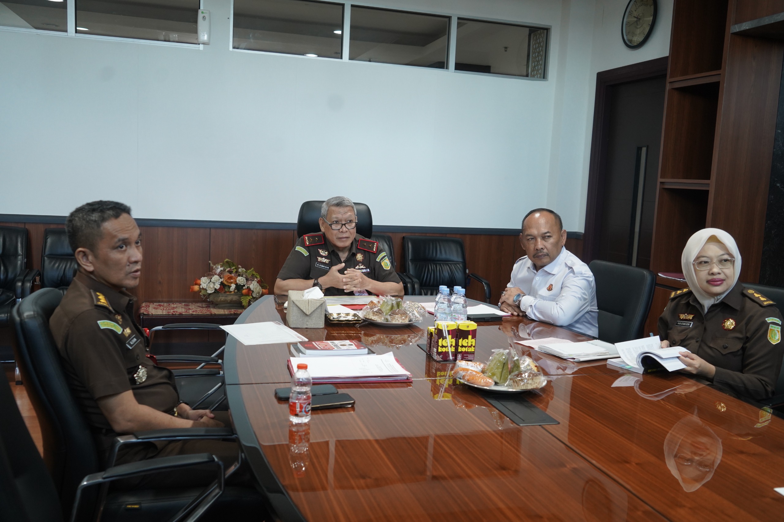 Selamatkan Masa Depan Pelajar Kajati Sulsel Muhammad Syarifuddin Setujui RJ Kasus Penganiayaan dari Cabjari Wotu