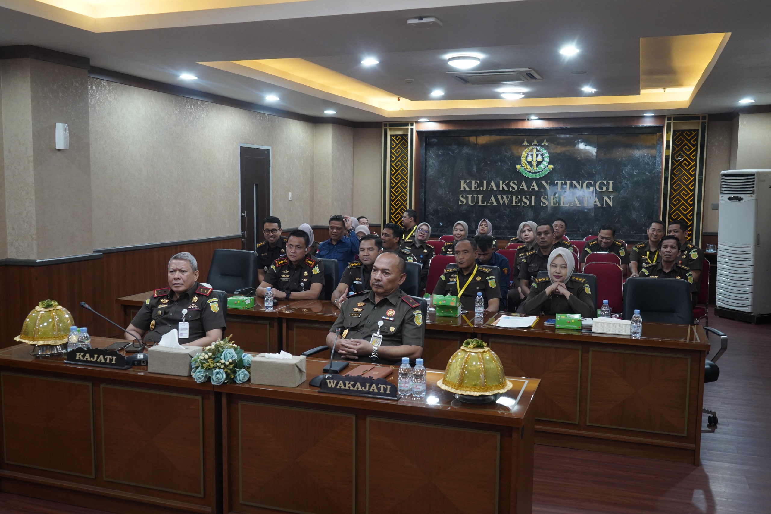 Kajati Sulsel Muhammad Syarifuddin Ikuti Penutupan Rapat Kerja Evaluasi Semester I Kejaksaan RI Tahun 2026