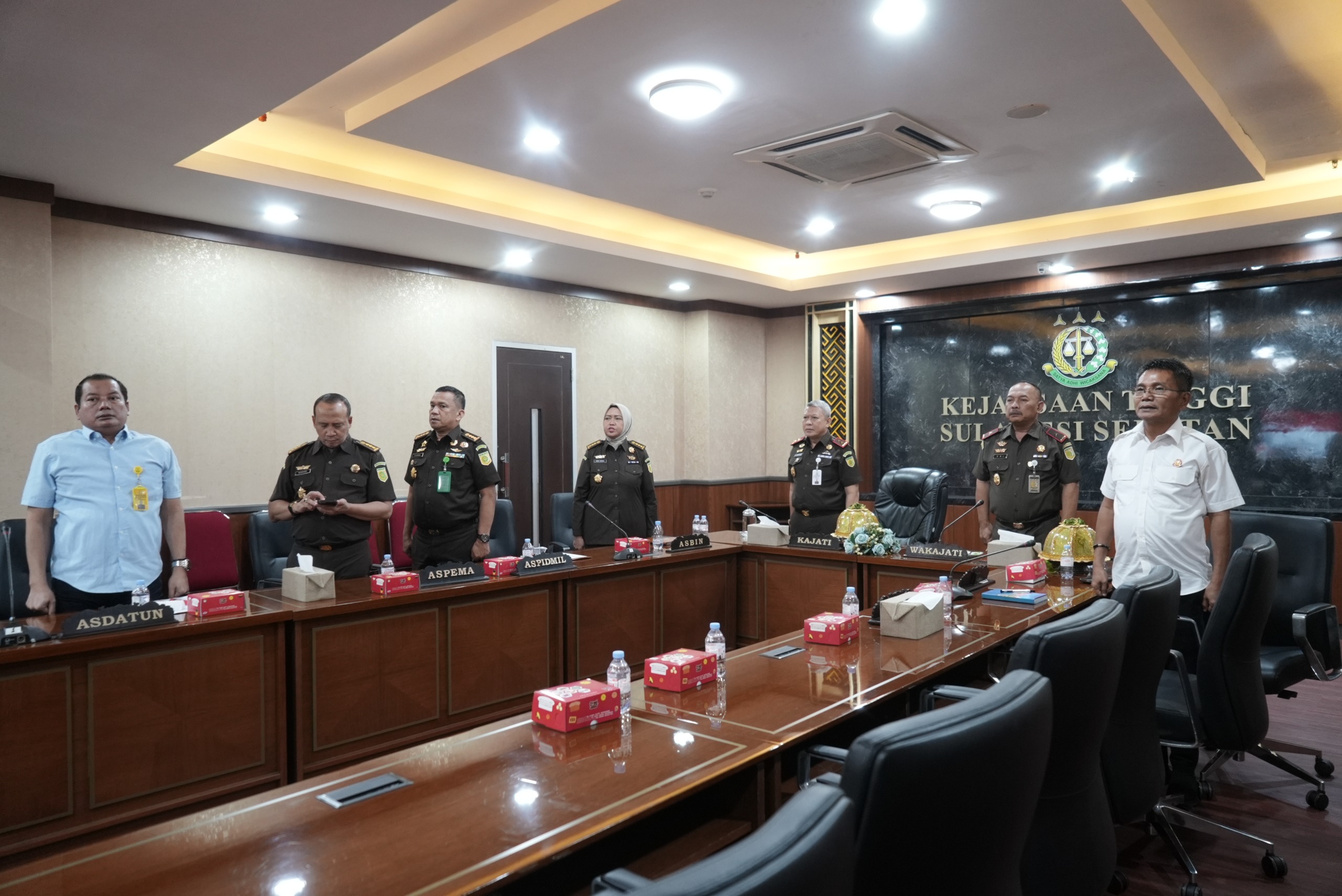 Raih Opini WTP ke-10 Berturut-turut Kajati Sulsel Ikuti Penyerahan LHP BPK Atas LP Kejaksaan RI Tahun 2025 Secara Virtual