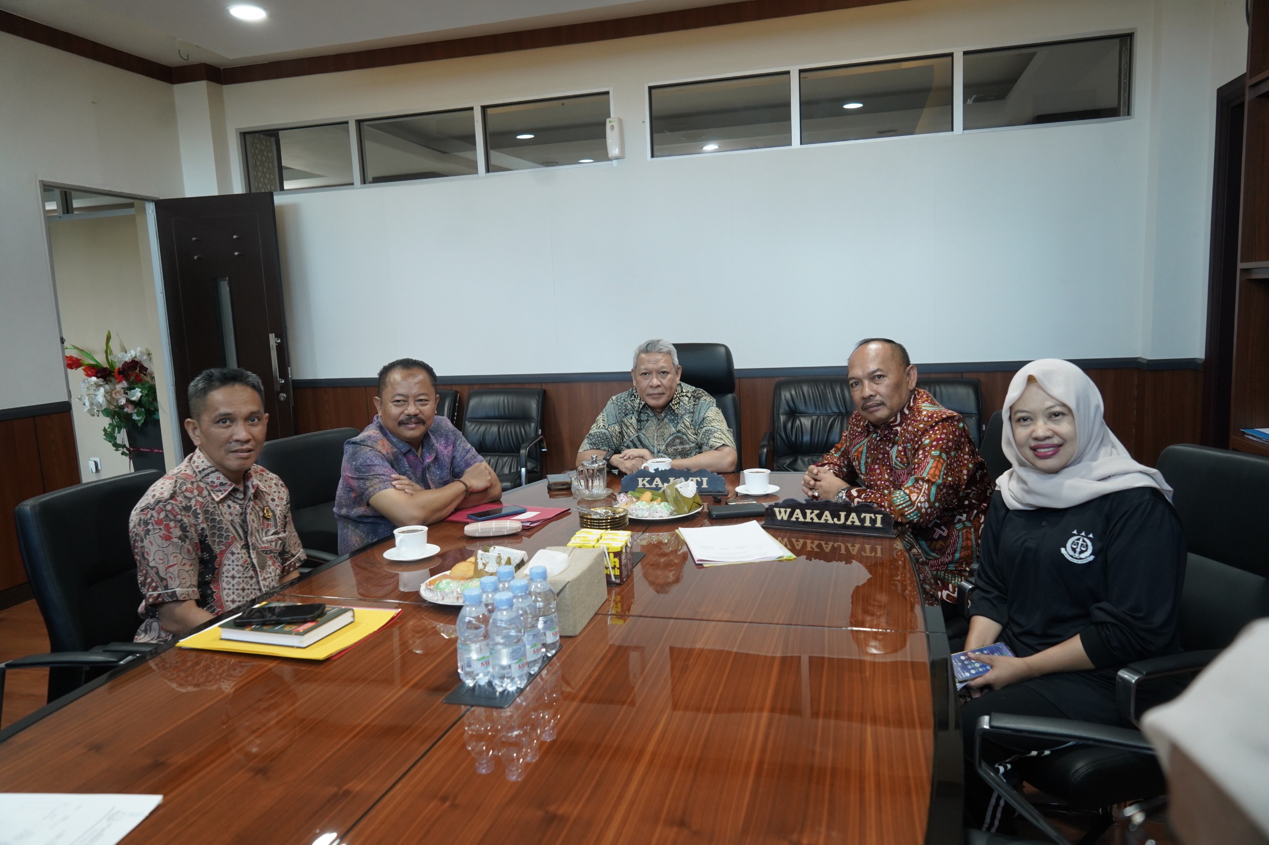 Kejati Sulsel Setujui Penghentian Penuntutan Kasus Penganiayaan di Tempat Cuci Mobil Sinjai Melalui Restorative Justice