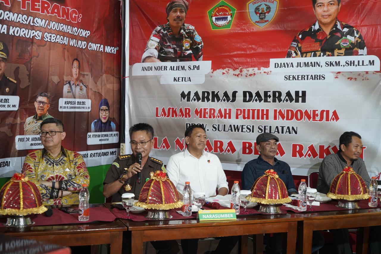 Sinergi Berantas Korupsi di Dialog Kebangsaan Asintel Kejati Sulsel Pastikan Jaminan Kerahasiaan Pelapor