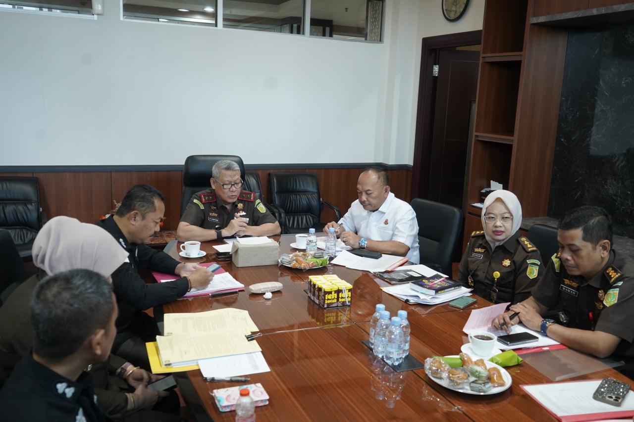 Penuhi Syarat Keadilan Restoratif Kajati Sulsel Setujui Penghentian Penuntutan Kasus Penganiayaan Petani Rumput Laut di Jeneponto
