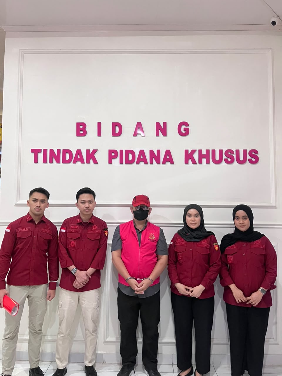 Terbukti Lakukan Korupsi Bersama 2 Rekannya Mantan Direktur RSUD Syekh Yusuf Gowa Resmi Dieksekusi JPU Kejari Gowa ke Lapas Kelas I Makassar