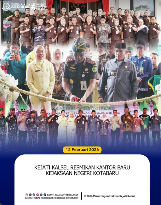 Kepala Kejaksaan Tinggi Kalimantan Selatan Tiyas Widiarto SH MH didampingi Kepala Kejaksaan Negeri Kotabaru Taruli Phalti Patuan SH MH meresmikan kantor baru Kejaksaan Negeri Kotabaru