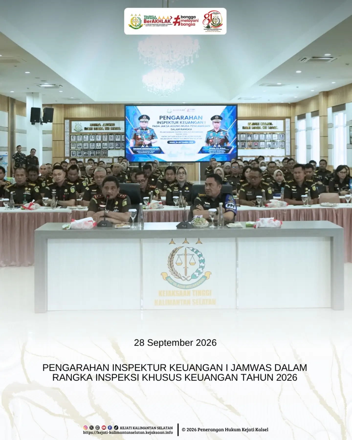 Senin 28 September 2026 Kepala Kejaksaan Tinggi Kalimantan Selatan Sukarman Sumarinton SH MH menerima pengarahan