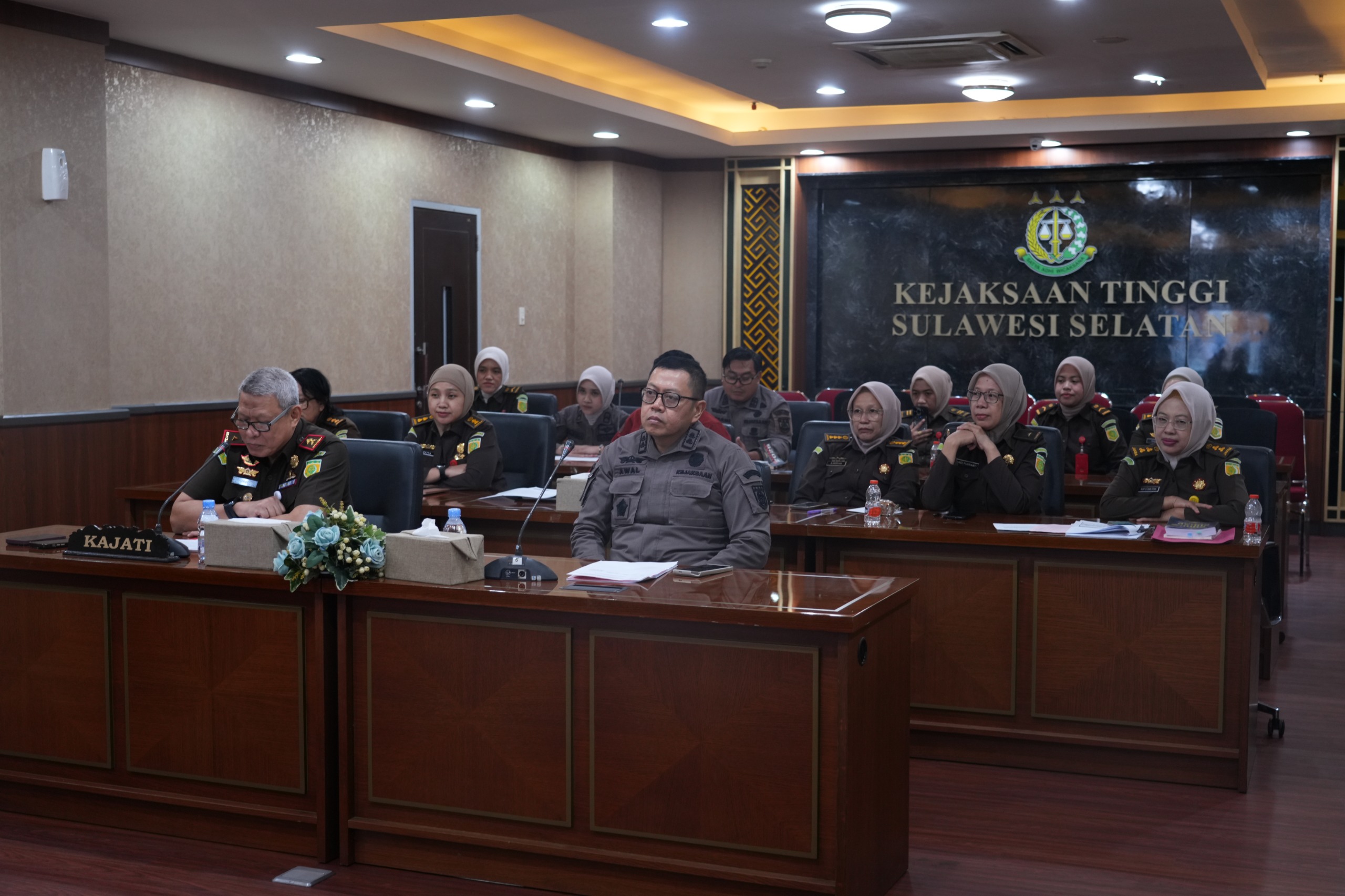 Saling Memaafkan Kasus Penganiayaan Akibat Terbawa Emosi di Makassar Resmi Dihentikan Kajati Sulsel Lewat Mekanisme Keadilan Restoratif