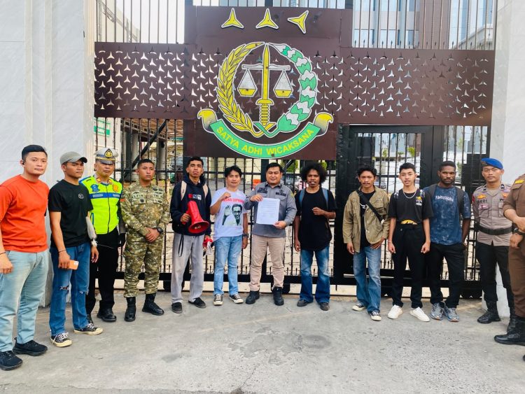 Jelang Praperadilan Kedua Mantan Pj Gubernur BB Kejati Sulsel Terima Dukungan Moril Gerakan Mahasiswa Kawal Kasus TP Korupsi Bibit Nanas